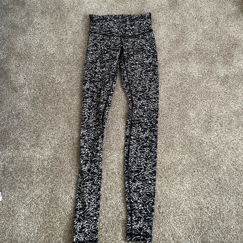 lulu lemon patterned leggings
